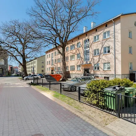 Korter Center - Free Parking Parnu